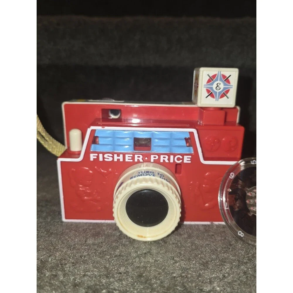 Fisher-Price Classic Changeable Picture Disk Camera With One Disc!